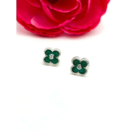 🌸 Green Clover Stud Earrings – 925 Sterling Silver ✨🌿